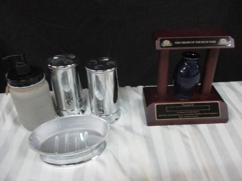 lot 70 image: Bathroom Soap Dispensor, Toothbrush Holder and  Plaque Holder,