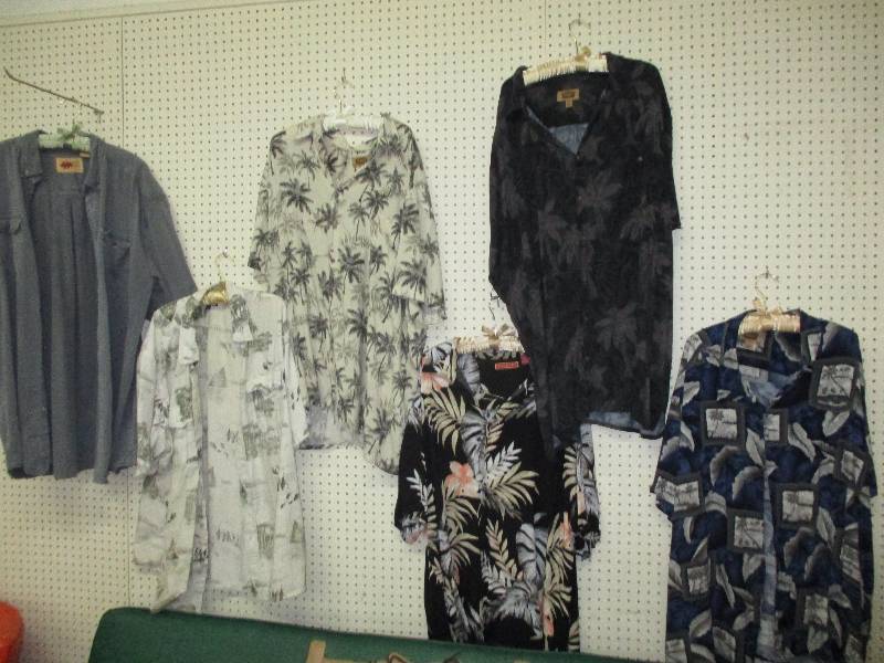 lot 104 image: 6 nice 4XL shirts