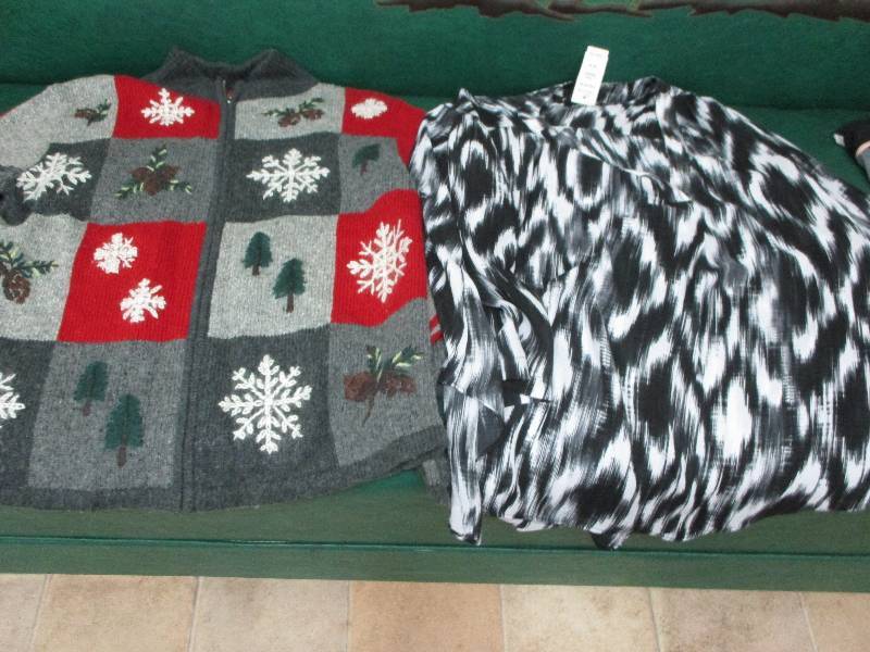 lot 109 image: Various Small Shirts