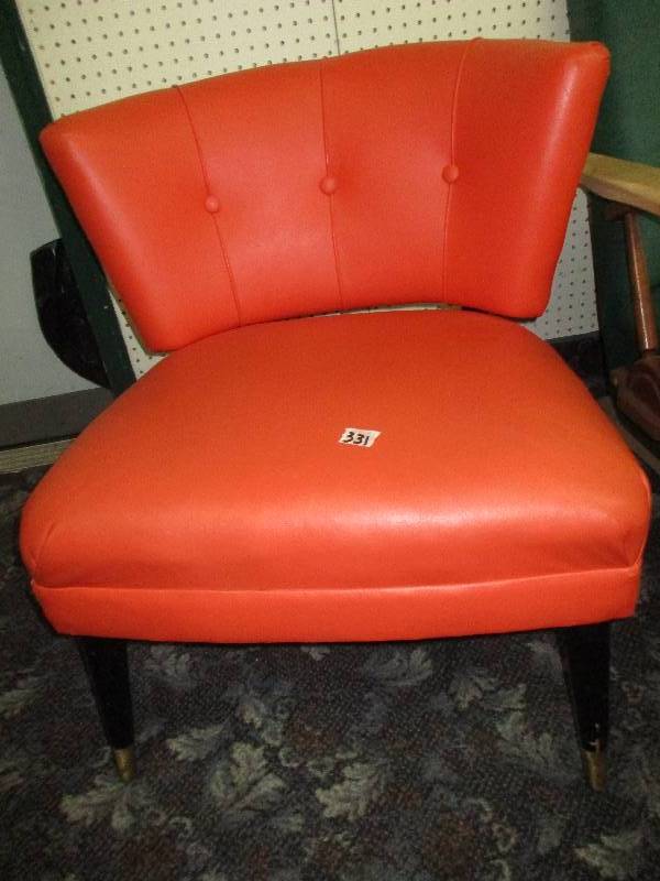 lot 113 image: Orange Chair Leather In Great Condition