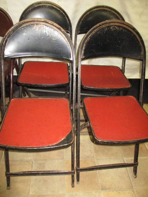 lot 124 image: 6 Folding Chasirs