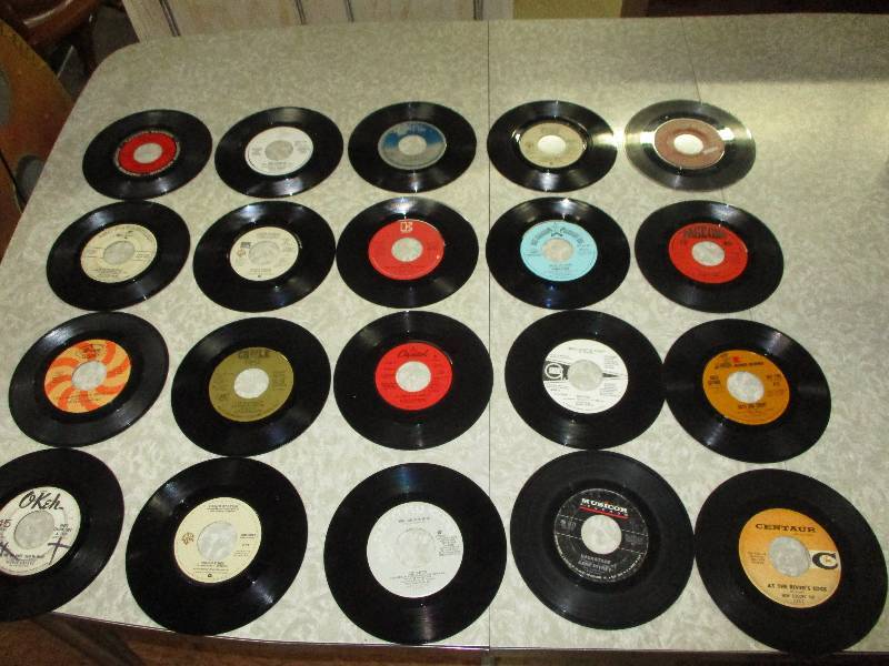 lot 144 image: Twenty 45 records