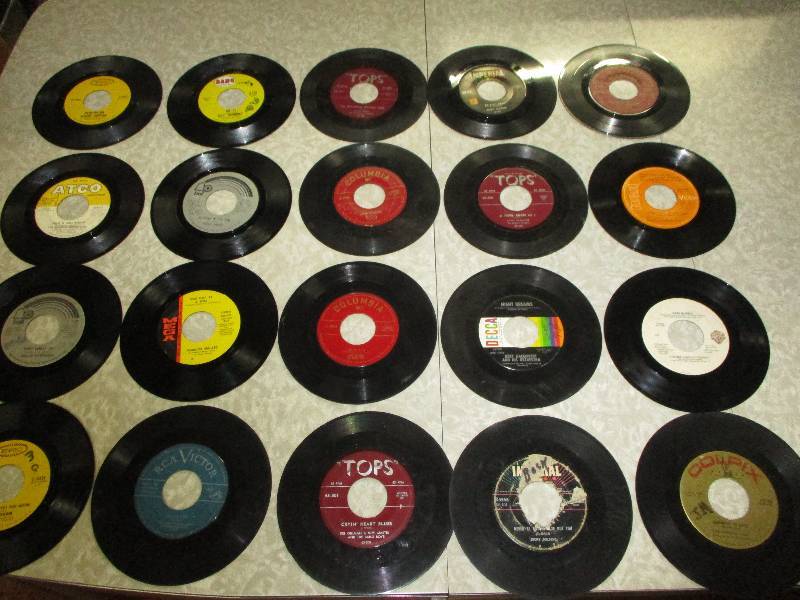 lot 146 image: Twenty 45 records