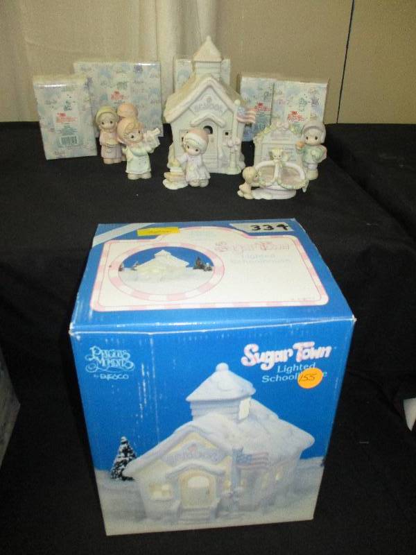 lot 155 image: Lighted School House