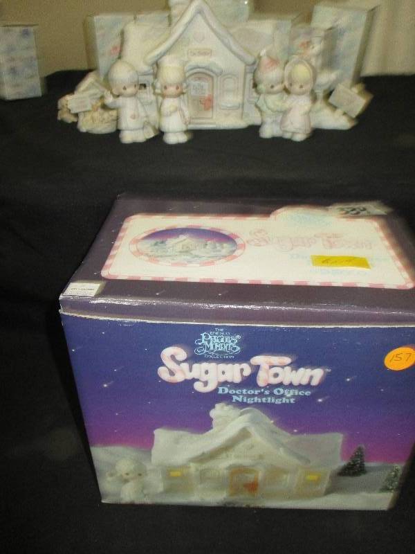 lot 157 image: Sugar Town Doctors office
