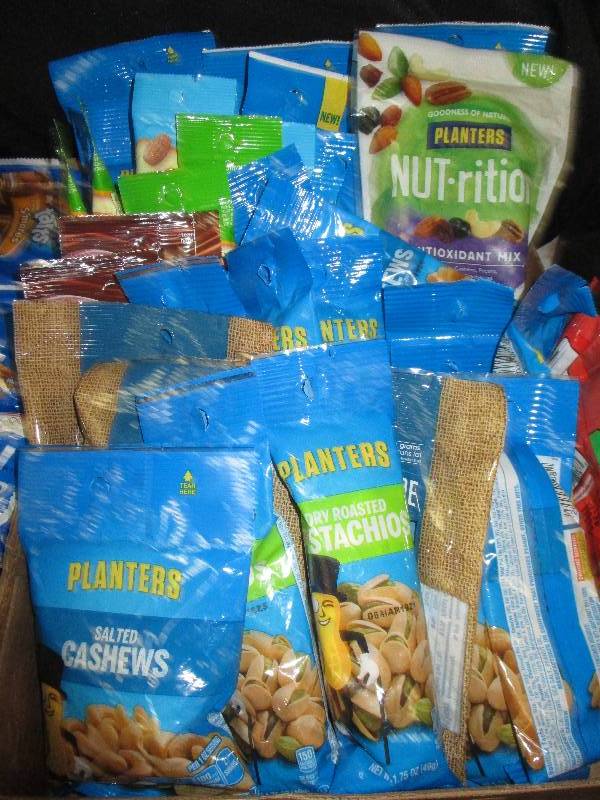 lot 164 image: 40 bags of various nuts and snacks