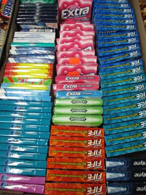 lot 178 image: 80 Packs of Gum
