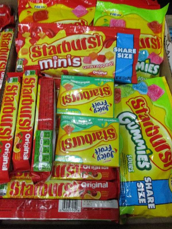 lot 181 image: 34 Packs of Starbursts