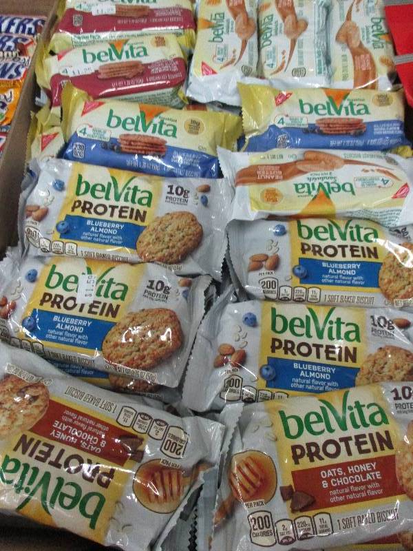 lot 188 image: 51 Breakfast Bars