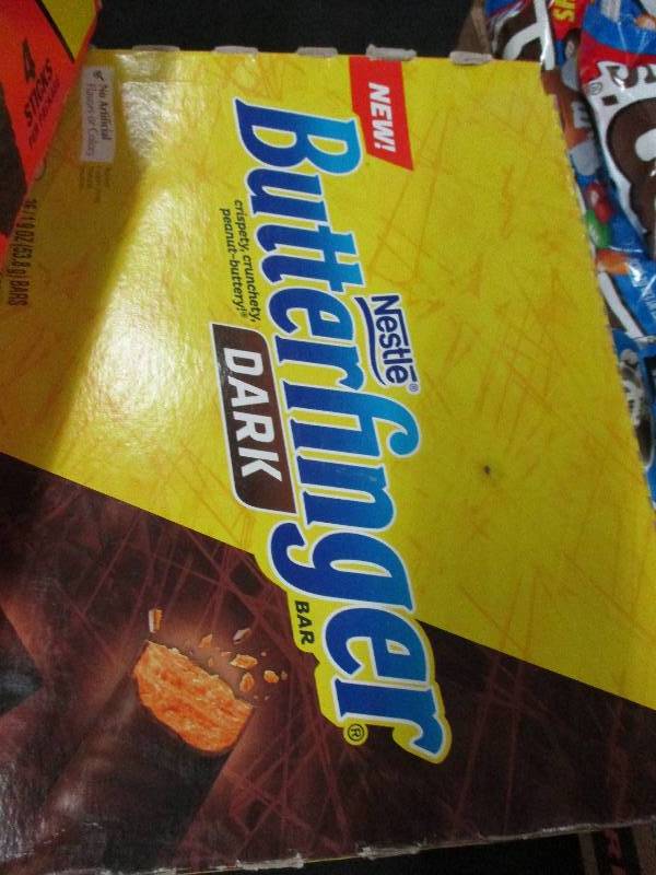 lot 192 image: 36 Butterfingers
