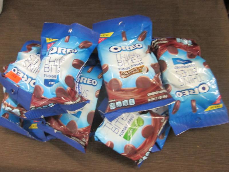 lot 13 image: 12 pks Oreo Thin Bites 1.7 oz Size...