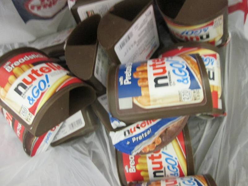 lot 36 image: 12 pks Nutella & BreadsticksPretze...