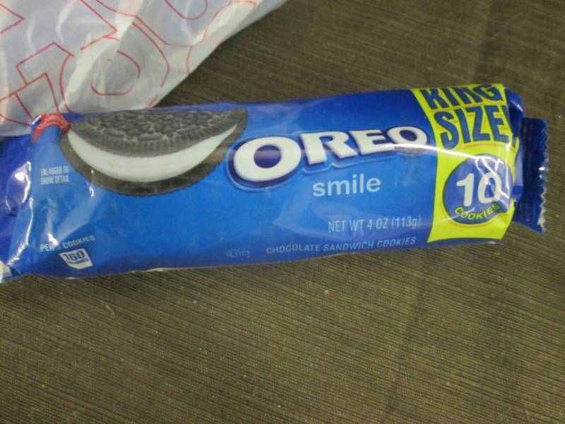 lot 54 image: 12- 4.1 oz pks Oreo Cookies...
