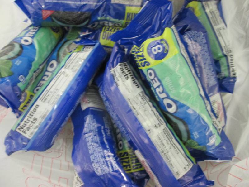 lot 58 image: 12- 4.1 oz pks  Oreo Mint Cookies...