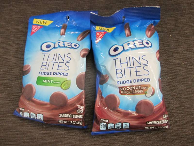 lot 61 image: 12 pks Oreo Thin Bites 1.7 oz Size...