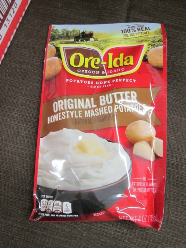 lot 77 image: 10 - 4 oz pks Ore-Ida Homestyle Mas...