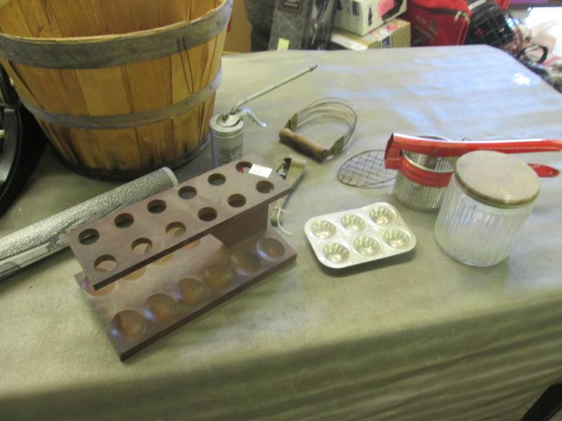 lot 158 image: Fruit Basket with Vintage Collectib...