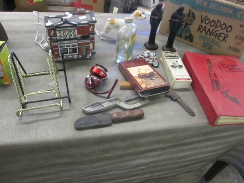 lot 163 image: Frame Holders, Harley Dept 56 Colle...