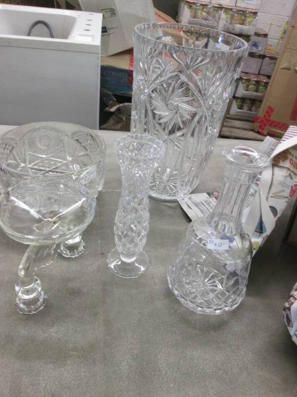 lot 167 image: Cutglass Lot more in box unwrapped...
