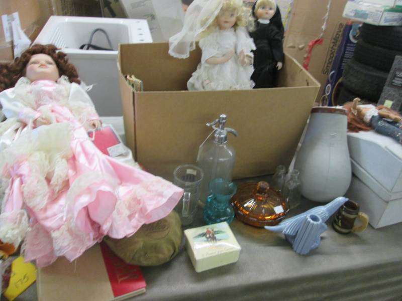lot 175 image: Collectible Dolls & Bottles...