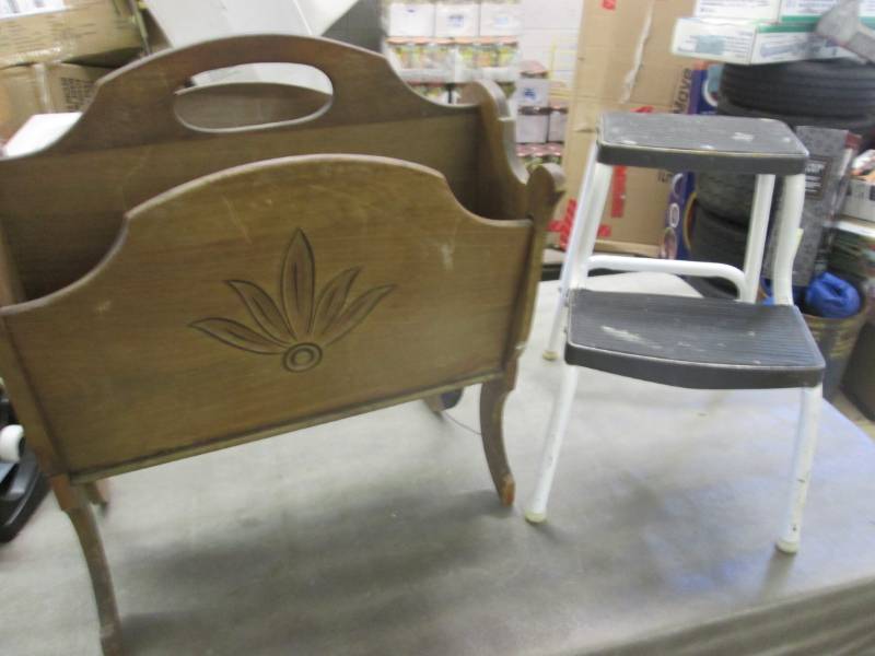 lot 183 image: Step Stool, Magazine Rack...