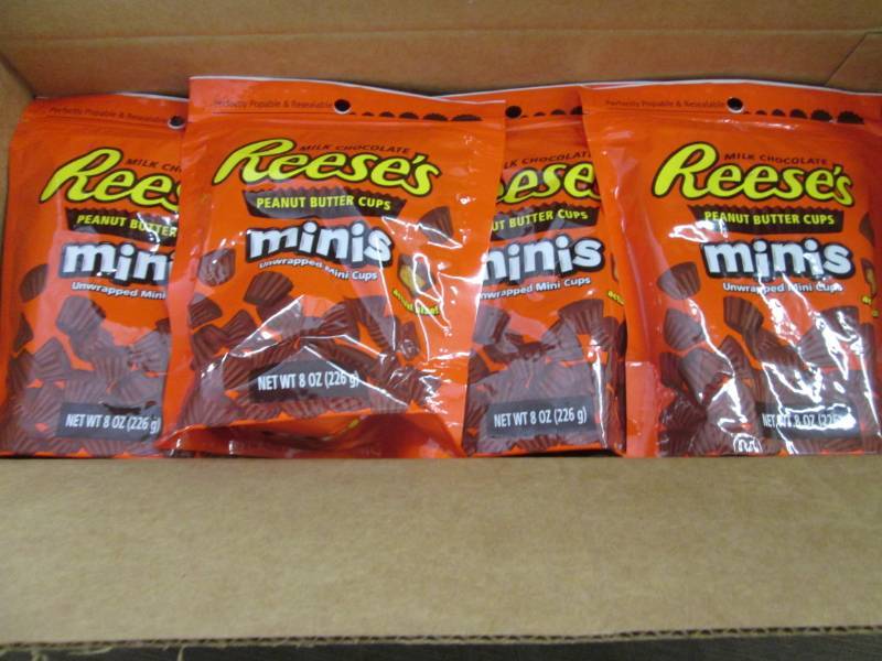 lot 269 image: Case of 12 -8 oz Reeses Minis...