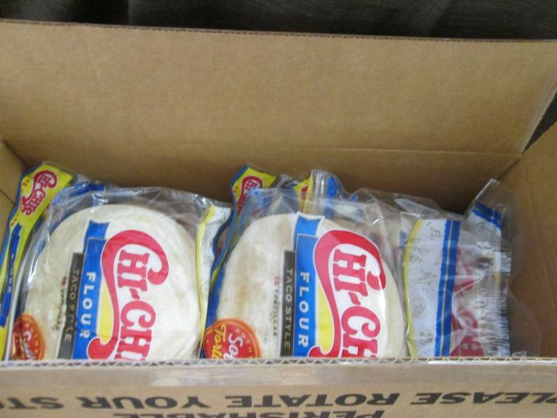 lot 274 image: Case of 12- 12 ct Chichis Taco Siz...