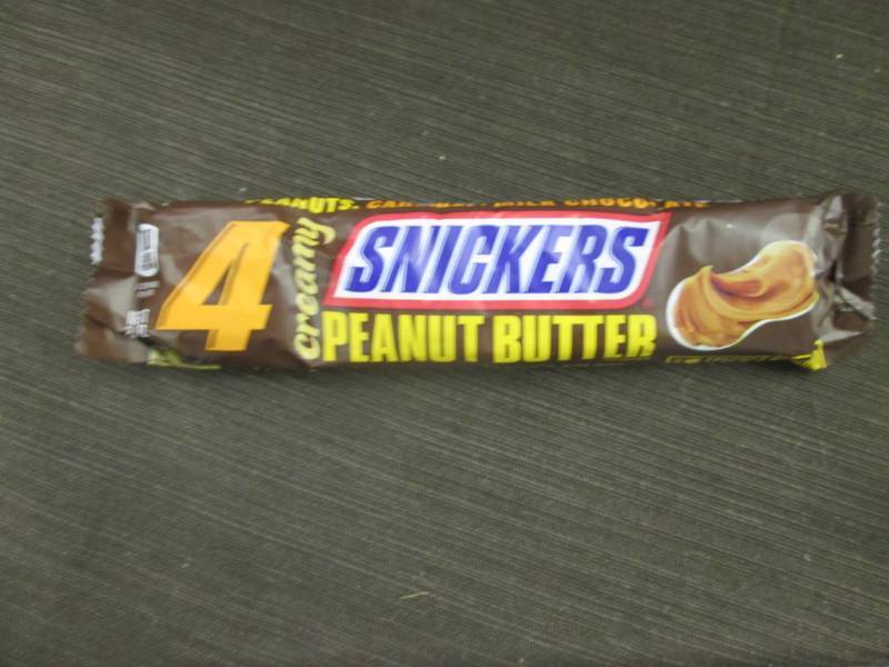 lot 292 image: 12- 4pc Snickers Candy Bars...