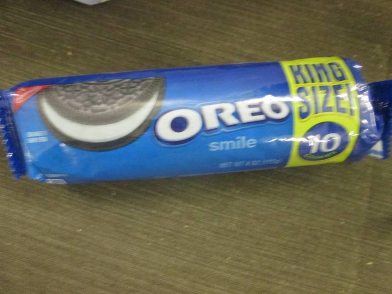 lot 317 image: 12- 4.1 oz pks Oreo Cookies...