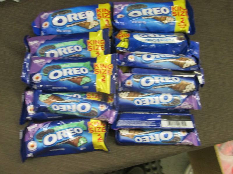 lot 326 image: Oreo Chocolate Candy Bars...