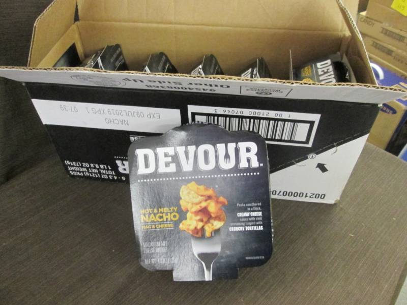 lot 343 image: Case of 6- 4 oz pks Devour Hot & Me...