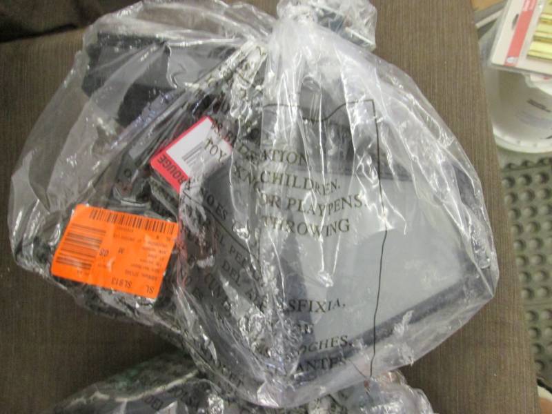 lot 395 image: 2 Home Decorators Collection 1-Ligh...