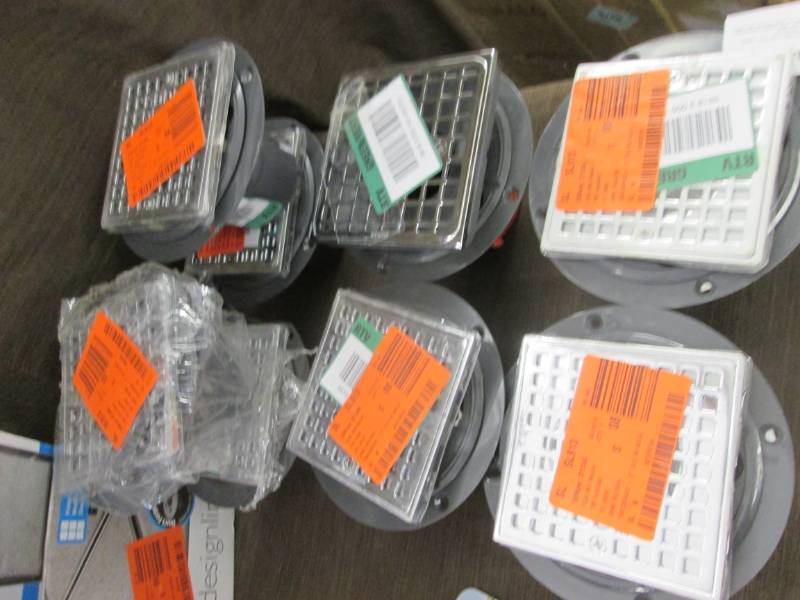 lot 413 image: 8 Out of Box- some damaged housing ...