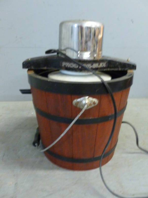 lot 74 image: Ice Cream Maker