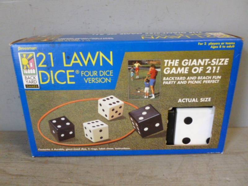 lot 94 image: Lawn Game