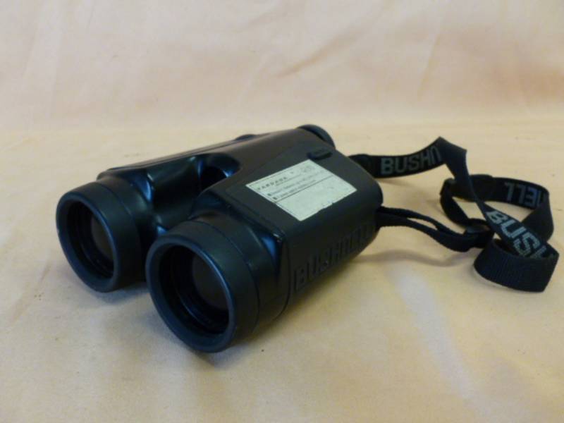 lot 101 image: Bushnell Range Finder