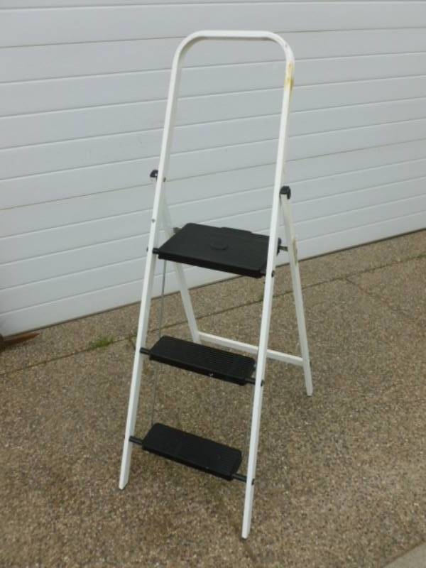 lot 128 image: Painters Stool