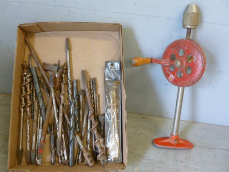 lot 172 image: Vintage Brace Drill