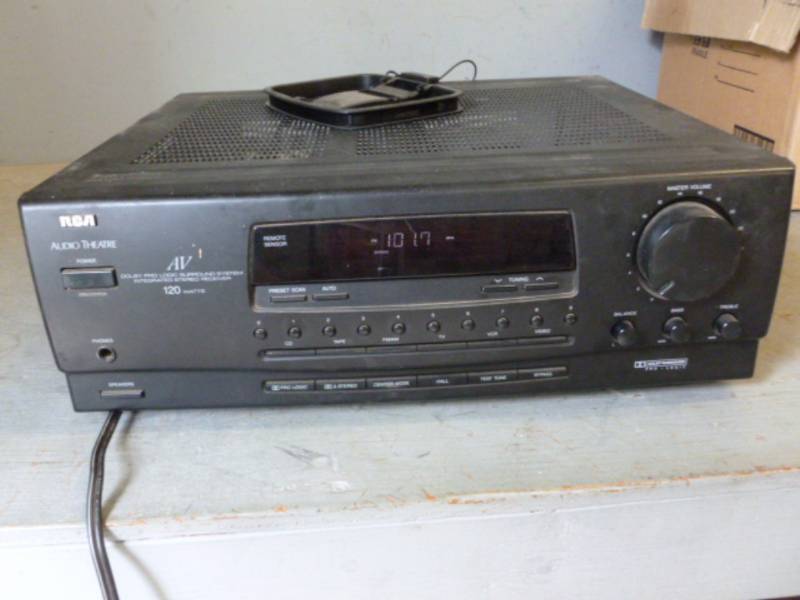 lot 196 image: Stereo Receiver
