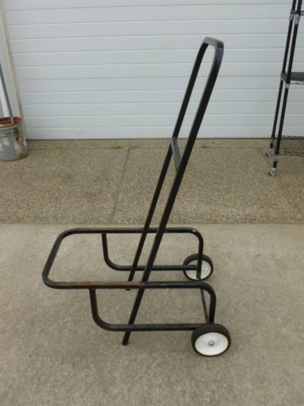 lot 199 image: Utility Cart