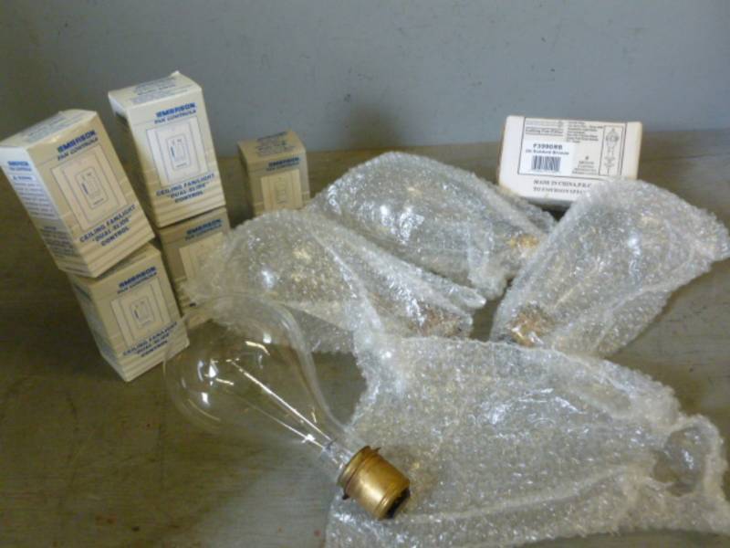 lot 216 image: Electrical Items
