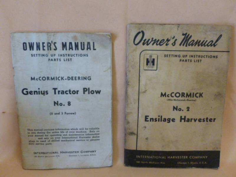 lot 225 image: Vintage Manuals