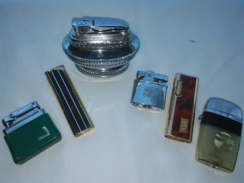 lot 3 image: 6 vintage unique cigar lighters.