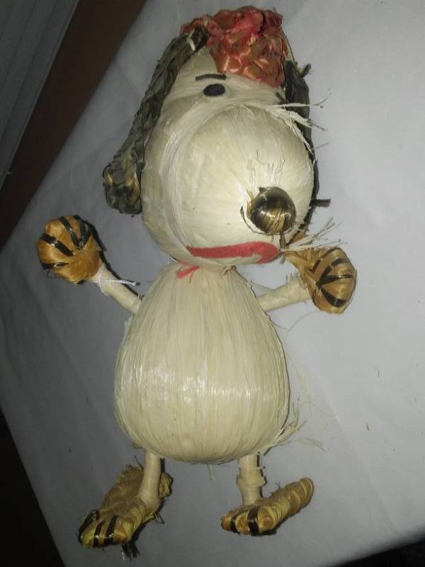lot 20 image: 1971 Italian Snoopy. Handcrafted