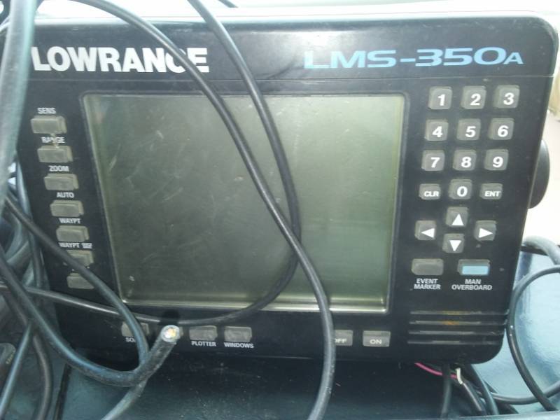 lot 60 image: Fish locators, depth finders. Variety - untested