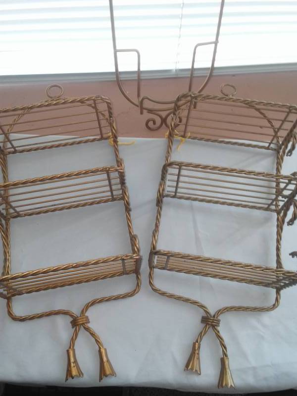 lot 98 image: Decorative metal shelving - 3