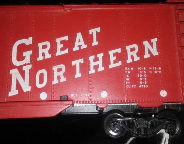 lot 127 image: Vintage Toys.