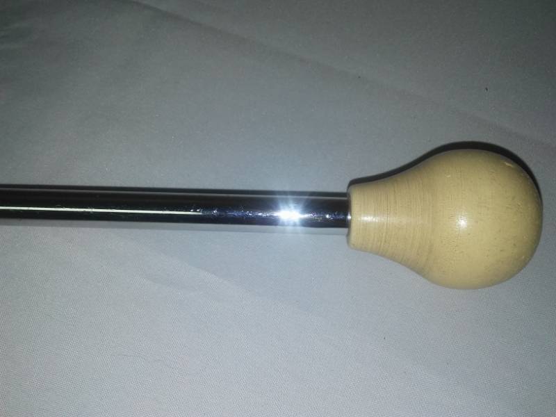 lot 153 image: Vintage 22in marching Baton