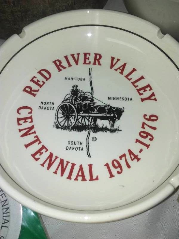 lot 175 image: Miscellaneous vintage - lots of good stuff