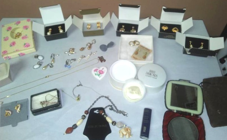 lot 180 image: Vintage Jewelry Avon and more and makeup